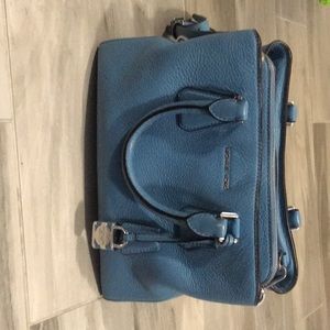 Michael kors authentic leather bag. EUC